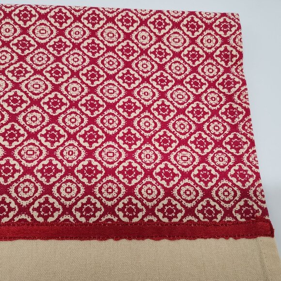 Red & Beige Fall Kitchen Towel With Leaf & Acorn Applique 16"x26" - Picture 7 of 9